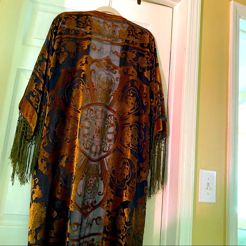 Burn out gold and black kimono- M